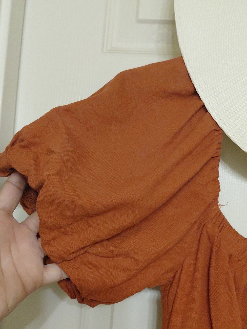 ASTR Darcy Puff Sleeve MIDI DRESS RUST XS/S - Picture 9 of 13